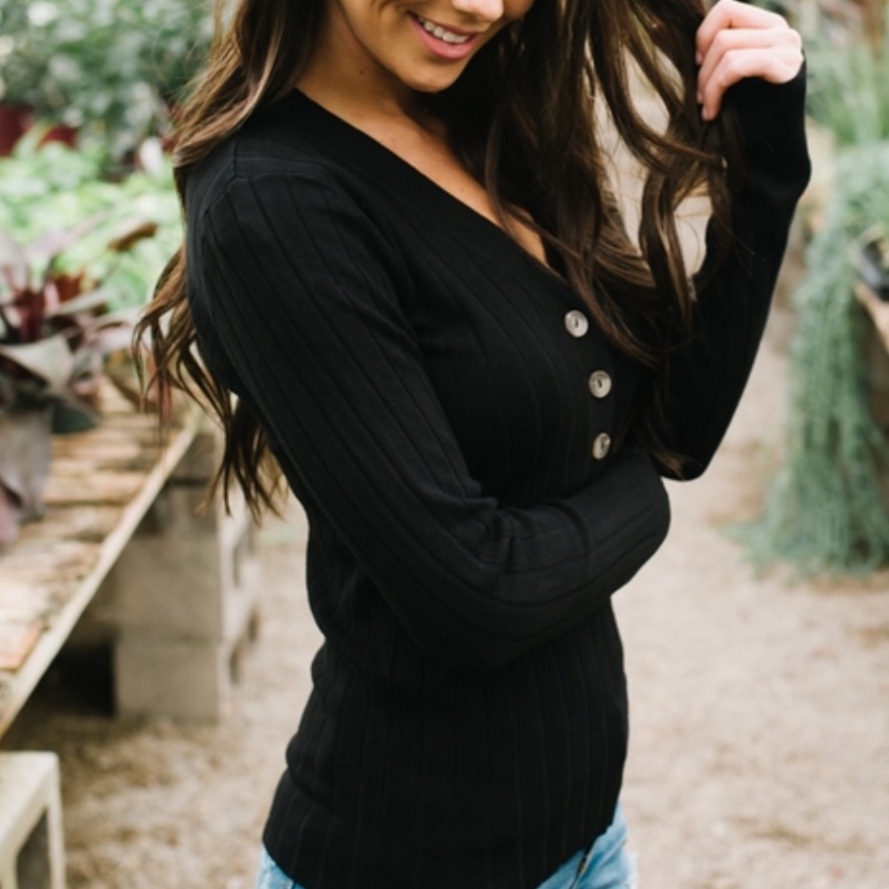 NWT Black Button Ribbed Henley Long Sleeve Top - Picture 7 of 8